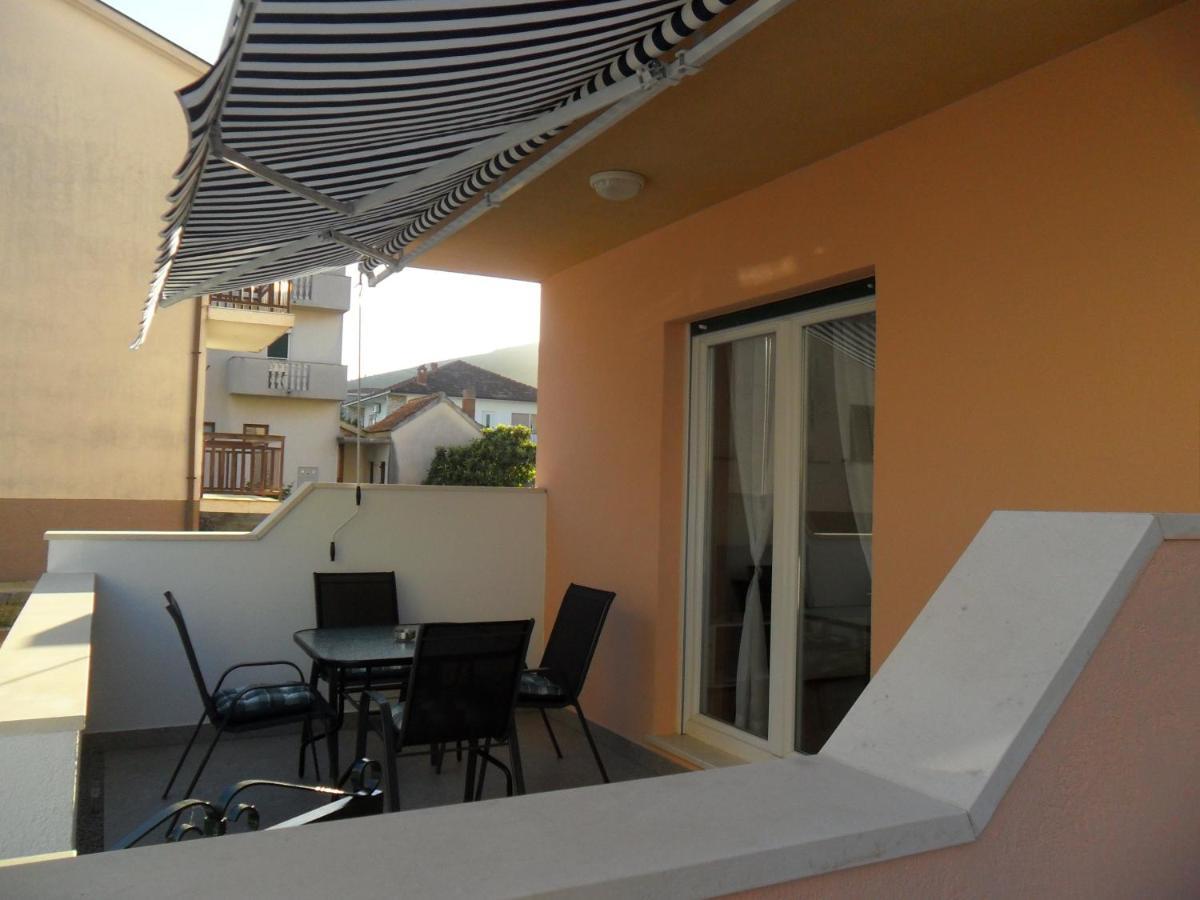Apartman Ljubica Трогир Екстериор снимка