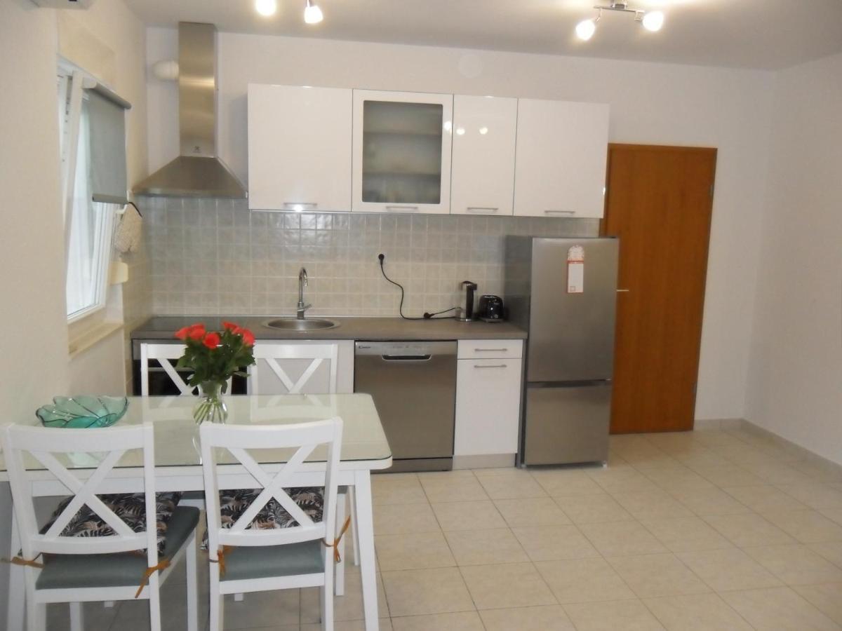 Apartman Ljubica Трогир Екстериор снимка