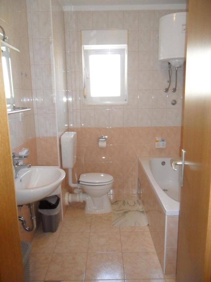 Apartman Ljubica Трогир Екстериор снимка