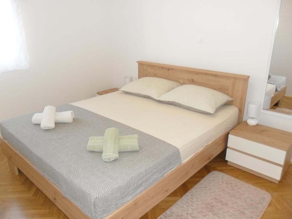Apartman Ljubica Трогир Екстериор снимка